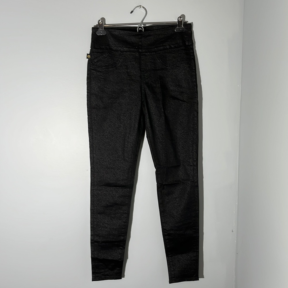 Rock and Republic black patterned pull-on denim - size 6